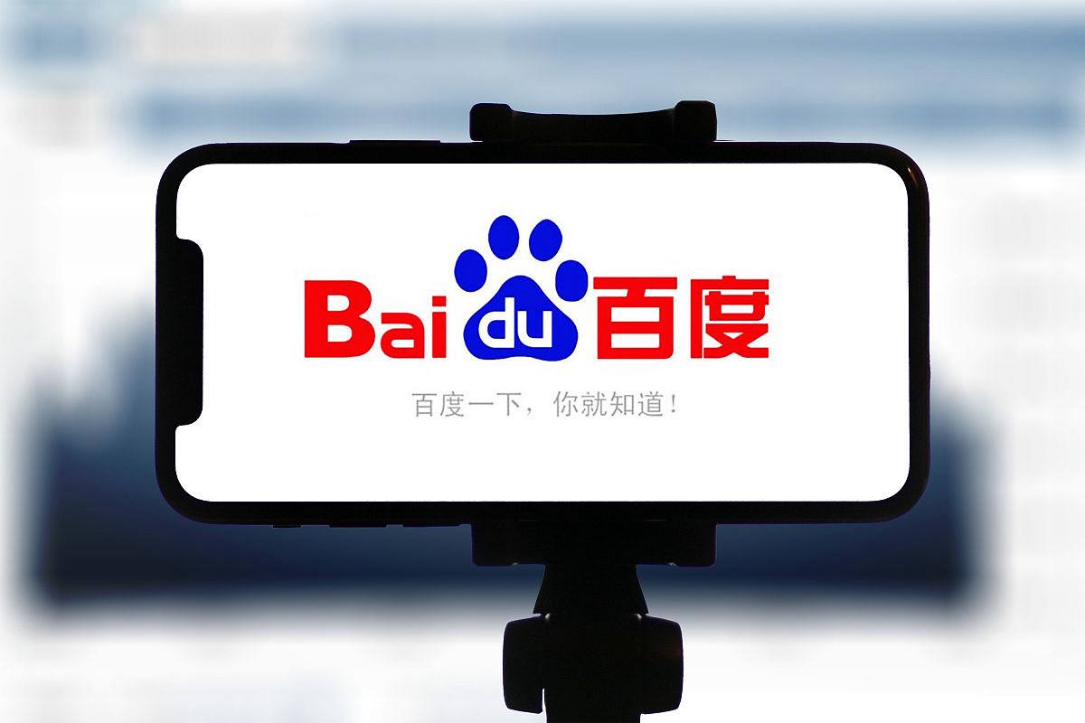 赌王千金看秀贵气藏不住